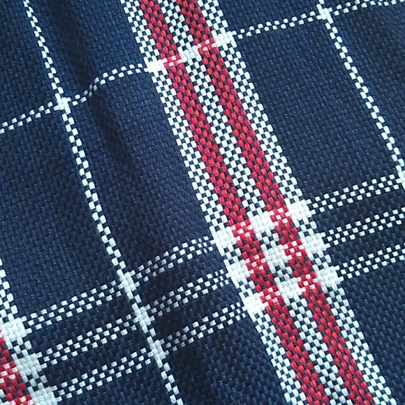 Hand woven scarf - Picture 2 of 2